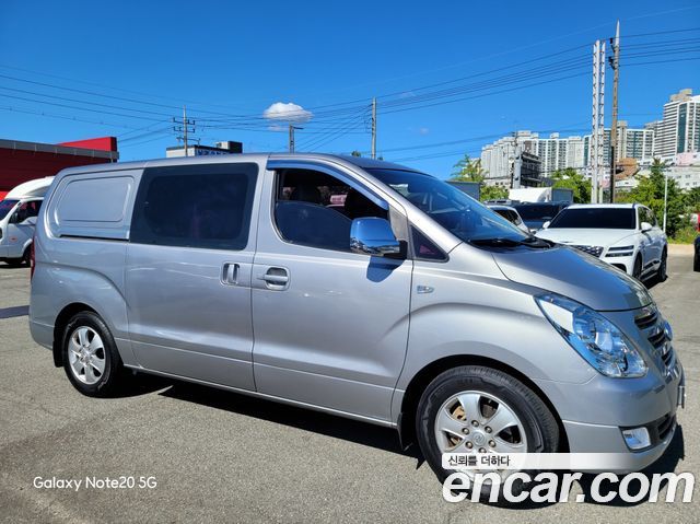 Hyundai Grand Starex
