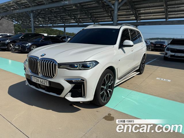 BMW X7 (G07)