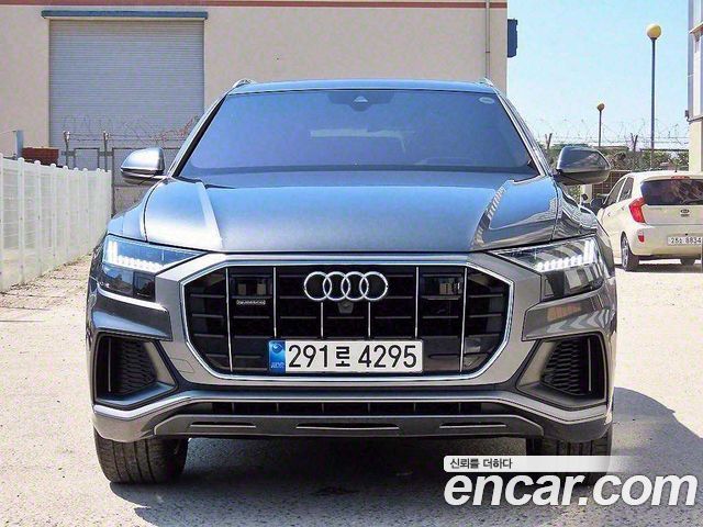 Audi Q8 (4M)