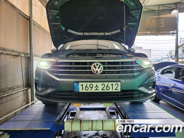 Volkswagen Jetta 7th Gen