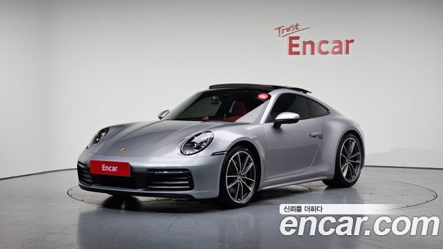 Porsche 911 (992)