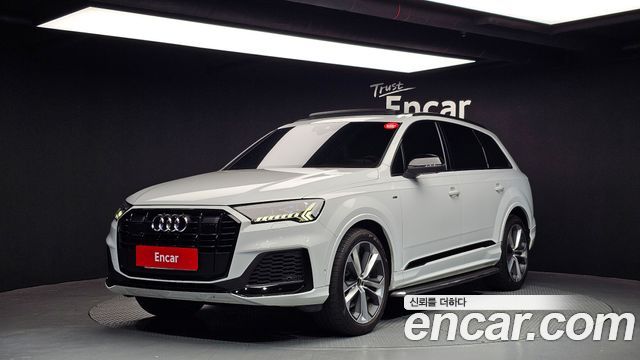 Audi Q7 (4M)