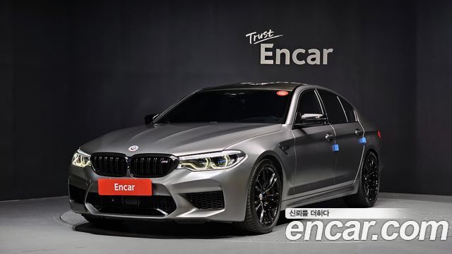 BMW M5 (F90)