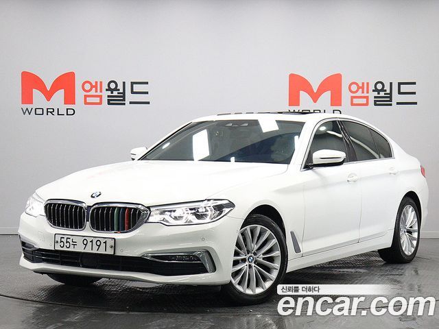 BMW 5 Series (G30)