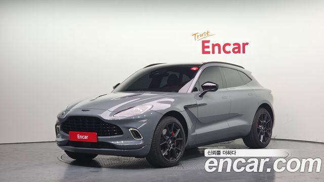 Astonmartin DBX