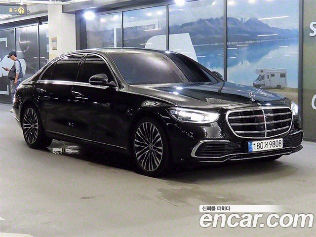 Mercedes-Benz S-Class W223