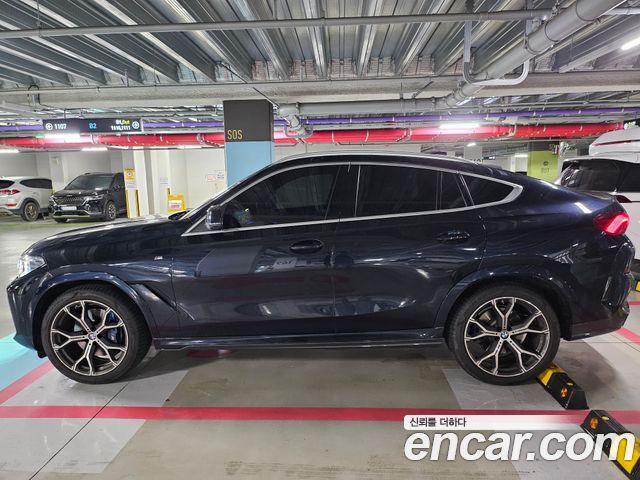 BMW X6 (G06)