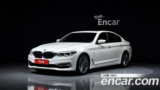 BMW 5 Series (G30)