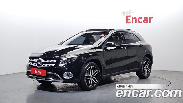 Mercedes-Benz GLA-Class X156