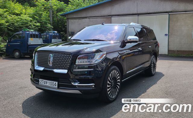 Lincoln Navigator 4th Gen