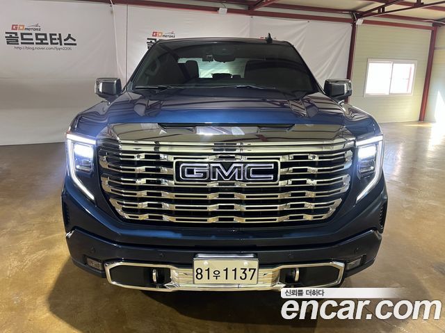 GMC Sierra