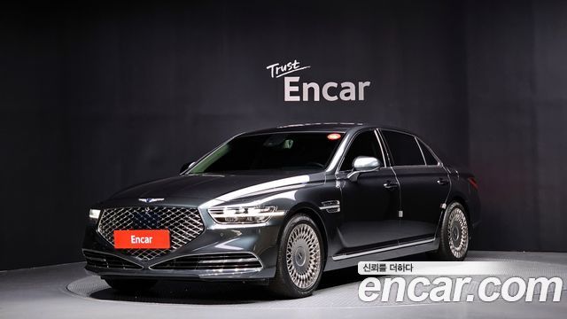 Genesis G90