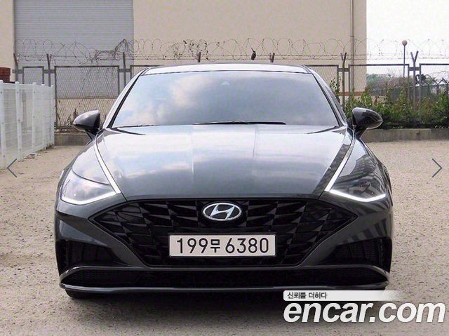 Hyundai Sonata (DN8)