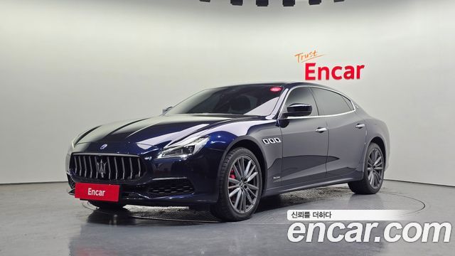 Maserati Quattroporte