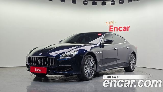 Maserati Quattroporte