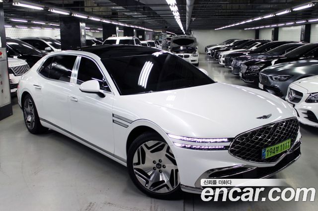 Genesis G90 (RS4)