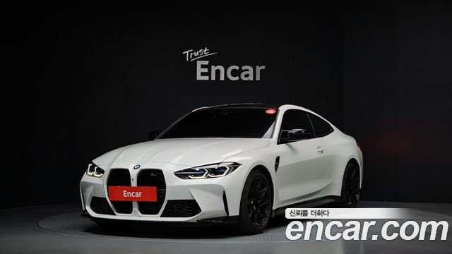 BMW M4 (G82)