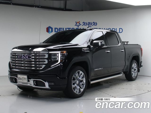 GMC Sierra