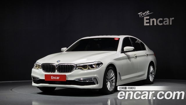 BMW 5 Series (G30)