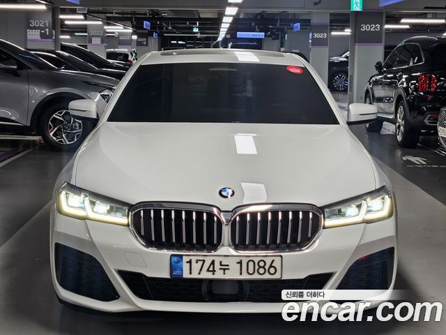 BMW 5 Series (G30)