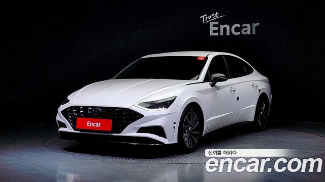 Hyundai Sonata (DN8)