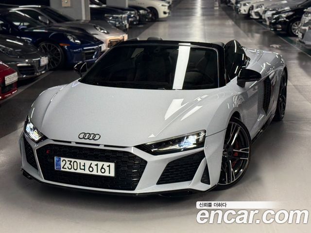 Audi R8 (4S)