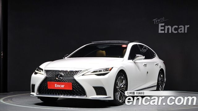 Lexus LS500 5th Gen