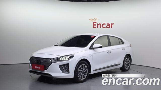 Hyundai The new IONIQ Electric