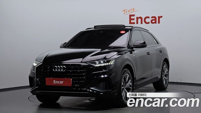 Audi Q8 (4M)