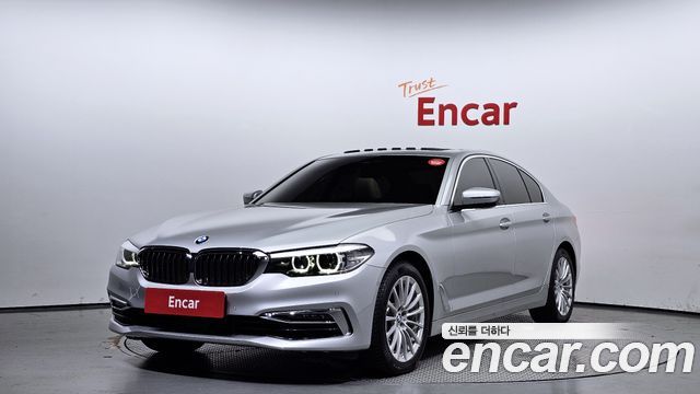 BMW 5 Series (G30)