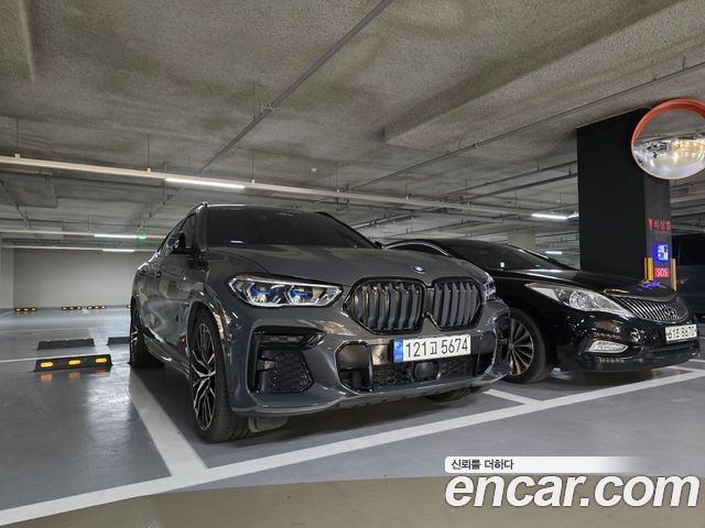 BMW X6 (G06)