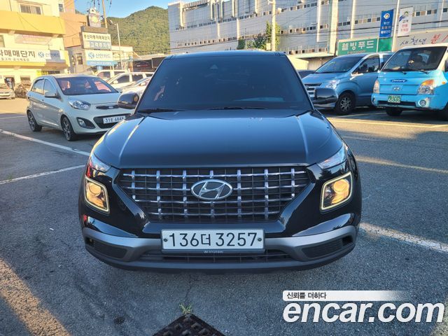 Hyundai Venue