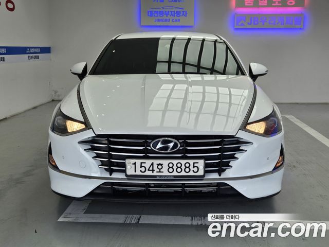 Hyundai Sonata (DN8)