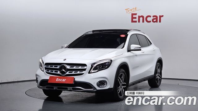Mercedes-Benz GLA-Class X156