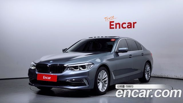 BMW 5 Series (G30)