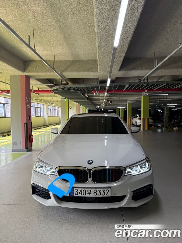 BMW 5 Series (G30)