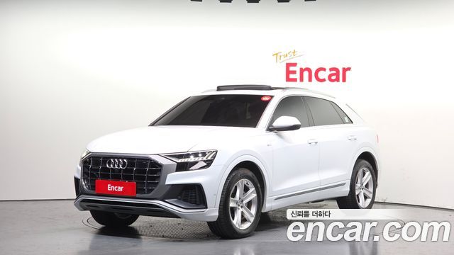 Audi Q8 (4M)