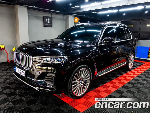 BMW X7 (G07)
