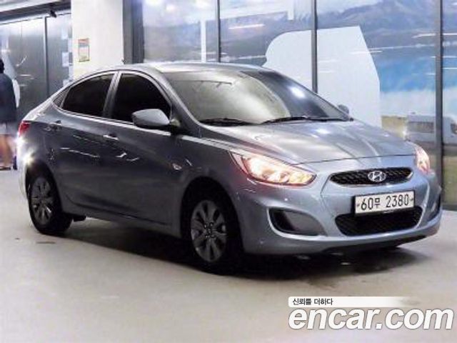Hyundai Accent (new)