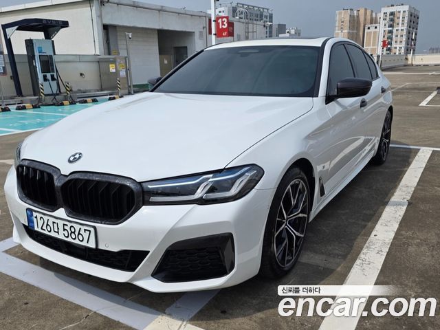 BMW 5 Series (G30)