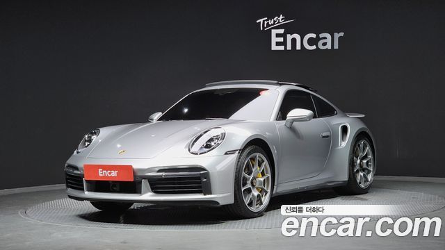 Porsche 911 (992)