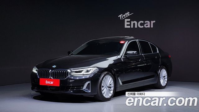 BMW 5 Series (G30)