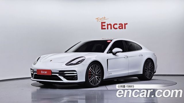 Porsche Panamera (971)