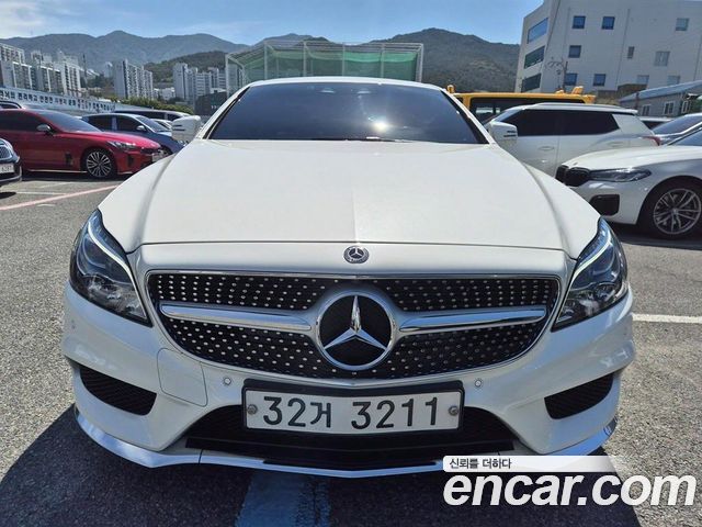 Mercedes-Benz CLS-Class W218