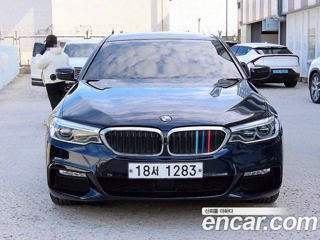 BMW 5 Series (G30)