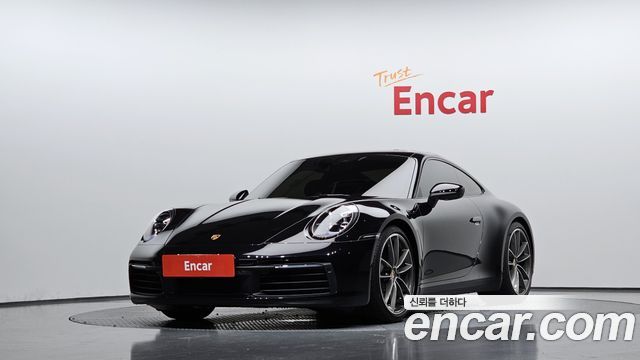 Porsche 911 (992)