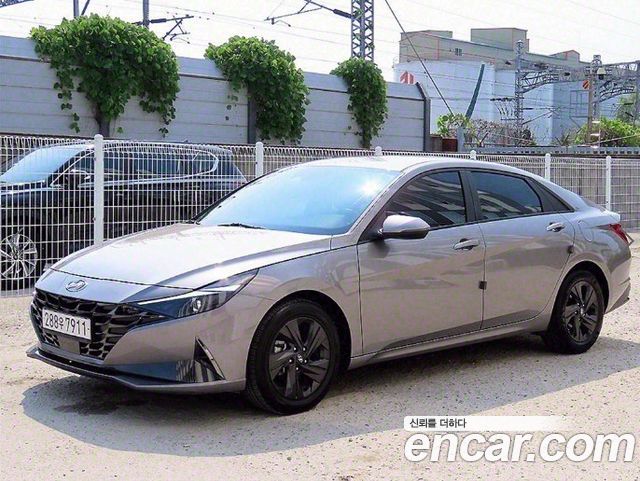 Hyundai Avante Hybrid (CN7)