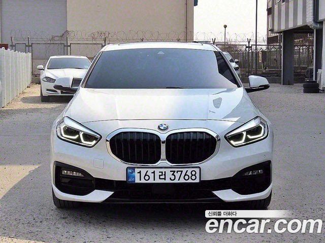 BMW 1 Series (F40)