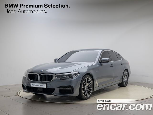 BMW 5 Series (G30)