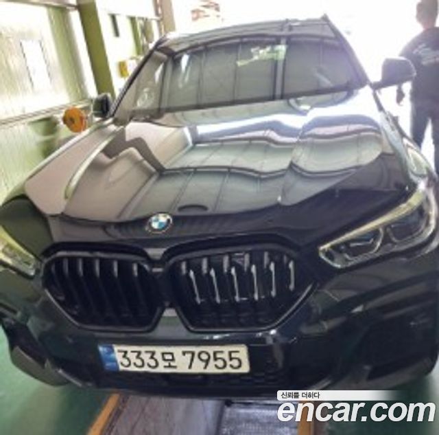 BMW X6 (G06)